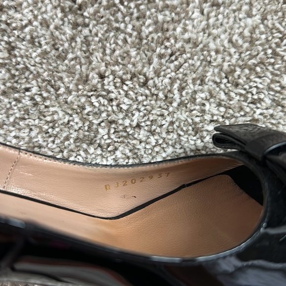 Valentino Garavani Bowtie Heels 37